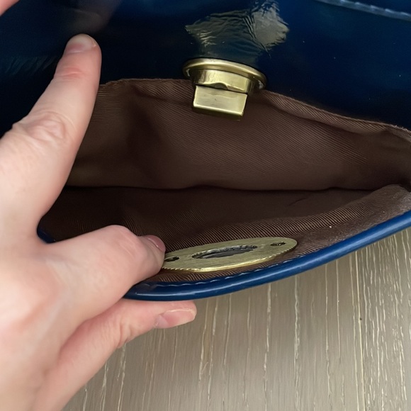 Blue wristlet - Picture 3 of 7